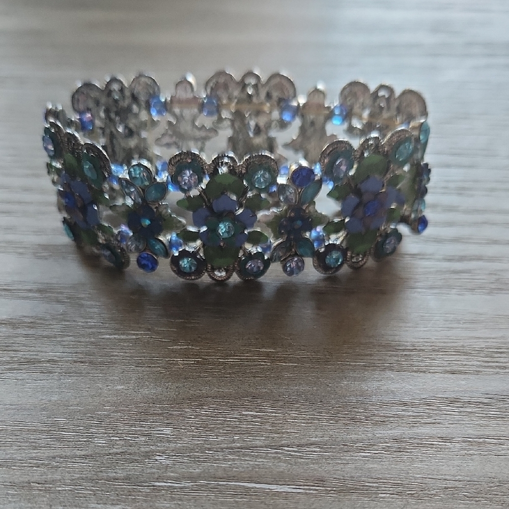 Elegant Silver and Blue Floral Bracelet